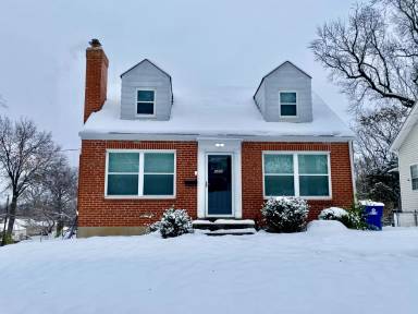 Main picture of 2429 Mary Ave