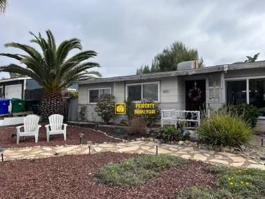 Main picture of 1027 Capistrano Dr