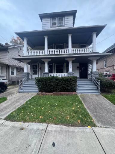 Main picture of 7503 Halle Ave
