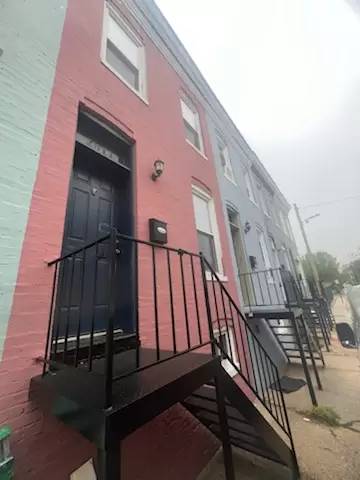 Main picture of 2300 Hunter St