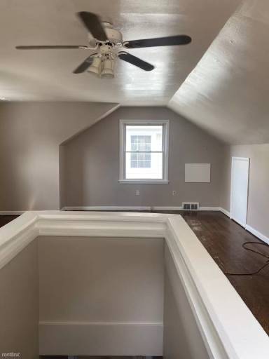 Main picture of 498 Bird Ave