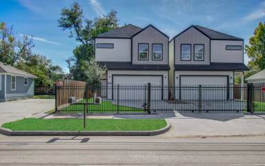 Main picture of 835 South Victory Drive - 1