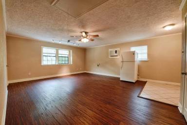Main picture of 2714 Morenci St
