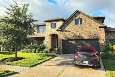 Main picture of 9707 Lauren Briar Ln
