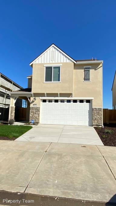Main picture of 207 Korbel Ave