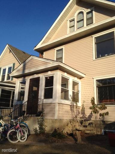 Main picture of 1523 Elliot Ave