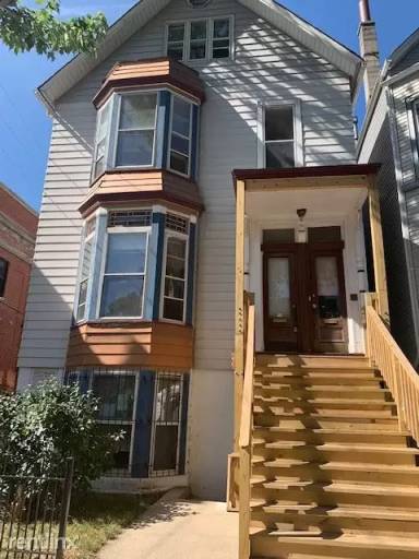 Main picture of 1042 W Newport Ave