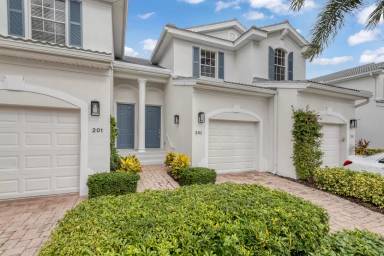 Main picture of 12866 Carrington Cir