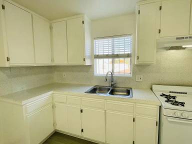 Main picture of 10314 Wilmington Ave