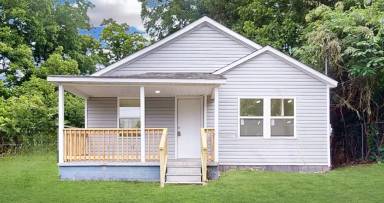 Main picture of 313 S Racepath St