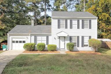 Main picture of 210 Arborfield Way