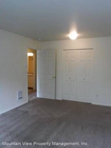 Main picture of 367 SE Cleveland Ave