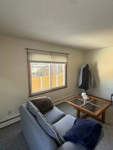 Main picture of 7 11th Ave NW
