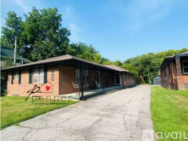 Main picture of 712 S Main St