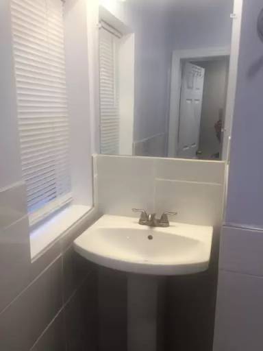 Main picture of 4234 Chestnut St