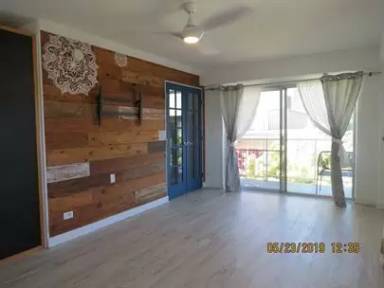 Main picture of 1024 Spencer St
