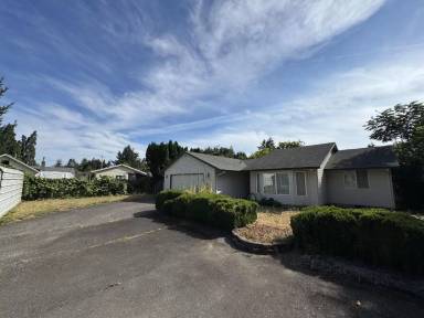 Main picture of 4403 SE Logus Rd