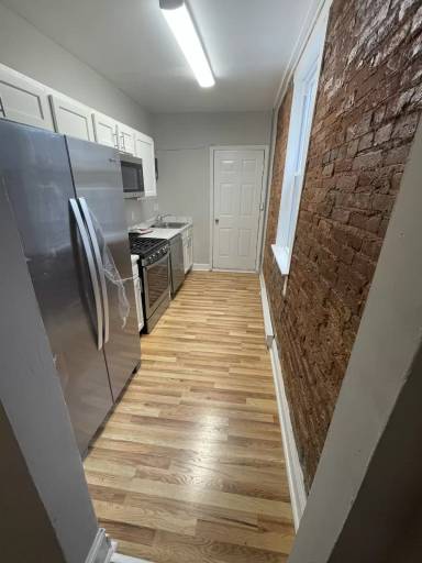 Main picture of 1719 Hollins St
