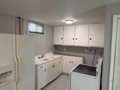 Main picture of 19 Bonfoy Ave