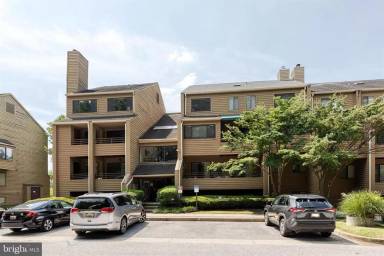 Main picture of 6905 Jones View Dr