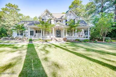 Main picture of 580 Fairway Dr