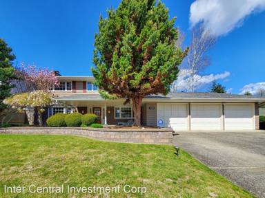 Main picture of 17400 NE 19th Pl