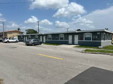 Main picture of 801 W 2nd Ave