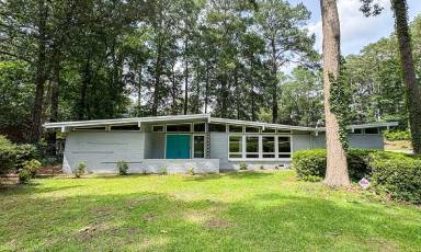 Main picture of 3202 Cluny Dr