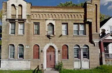 Main picture of 2776 N 35th St
