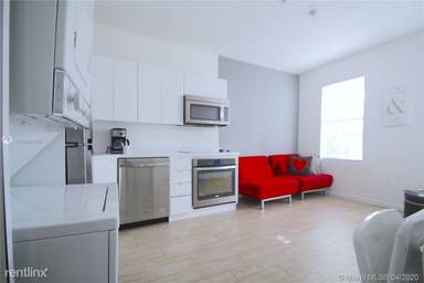 Main picture of Emily Condo