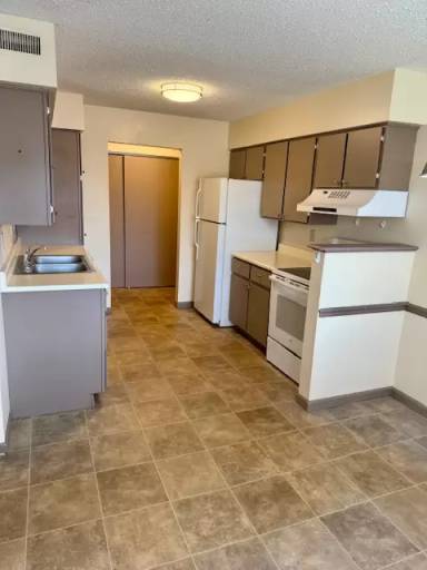 Main picture of 40 Providence Dr