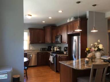 Main picture of 65 Independence Ave