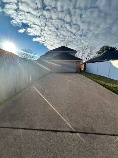 Main picture of 4420 Saint Francis Ave