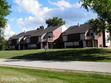 Main picture of 209 Royal Ct