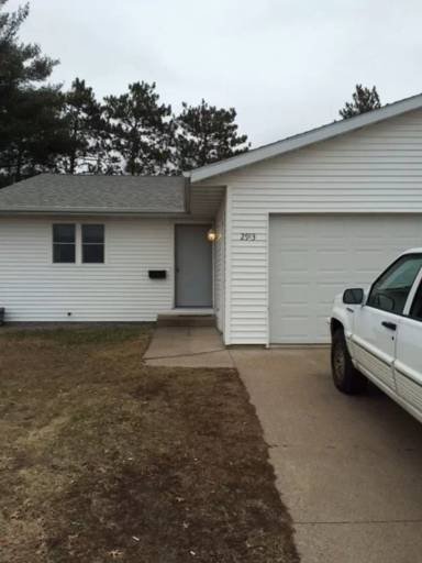 Main picture of 2913 1st St S