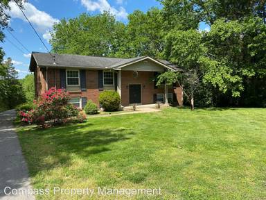 Main picture of 251 NW Clearview Dr
