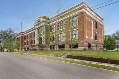 Main picture of 217 E Deaderick St