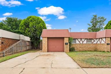 Main picture of 3707 53rd St