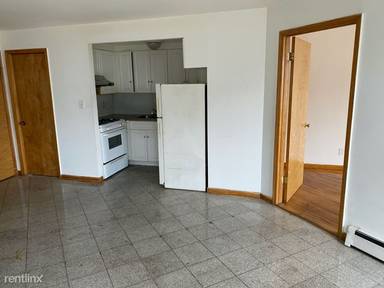 Main picture of 2526 Holland Ave