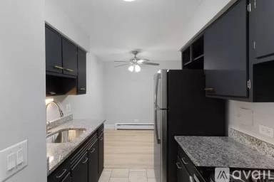 Main picture of 6021 N Winthrop Ave