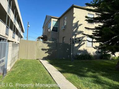 Main picture of 1061 E Spazier Ave