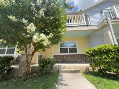 Main picture of 339 NE Sanchez Ave