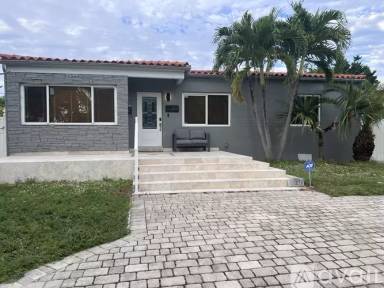 Main picture of 3831 NW Flagler Ter