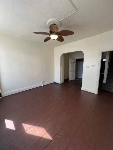 Main picture of 631 Lincoln St