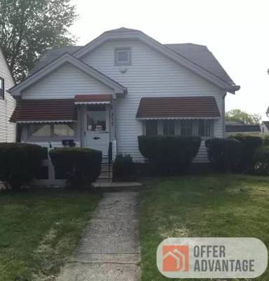 Main picture of 345 E 246th St