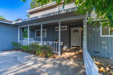 Main picture of 40 Mountain View Dr