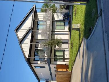 Main picture of 1418 Clement Ct