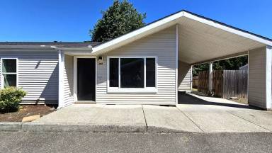 Main picture of 908 Pioneer St