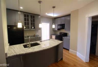 Main picture of 36 Frankfort St