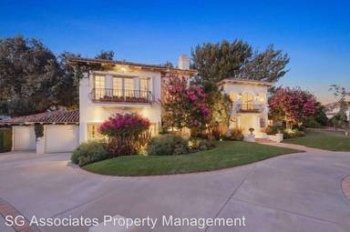 Main picture of 5623 South Rim St